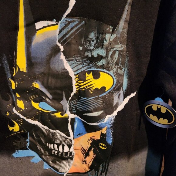 Batman Graphic Sweater Men Size Medium DC - Picture 2 of 5
